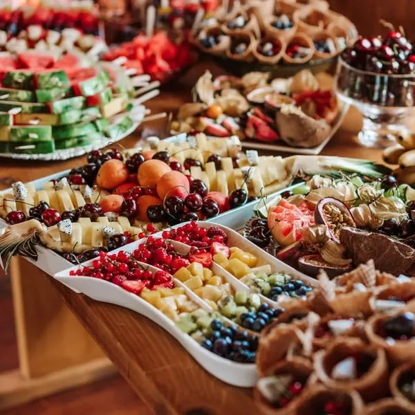 Fruit bar cu fructe de sezon