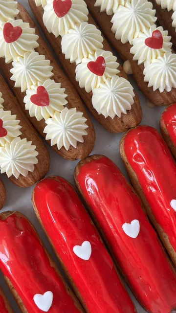 Eclere roșii de Valentine’s