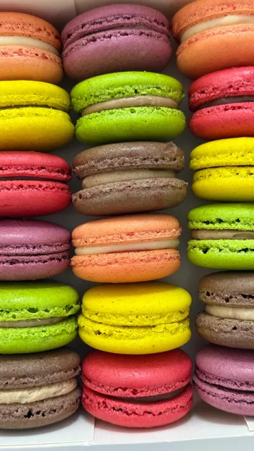 Macarons în toate culorile