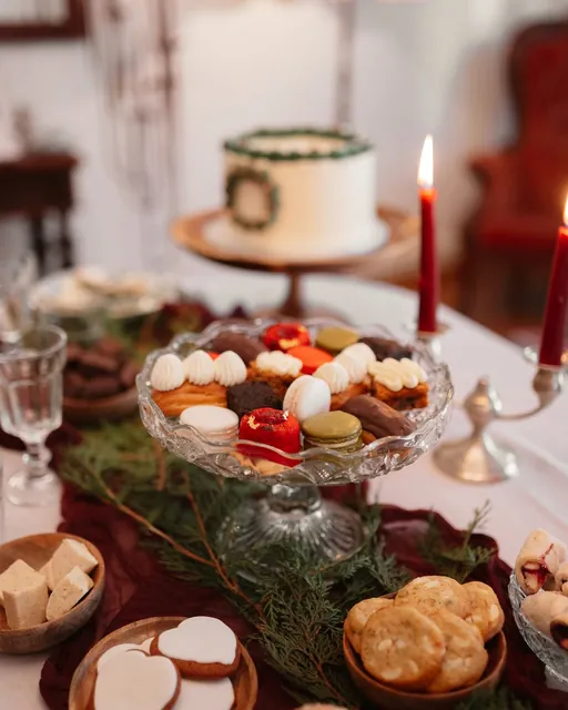 Masa de Crăciun cu dulce SPOOMA